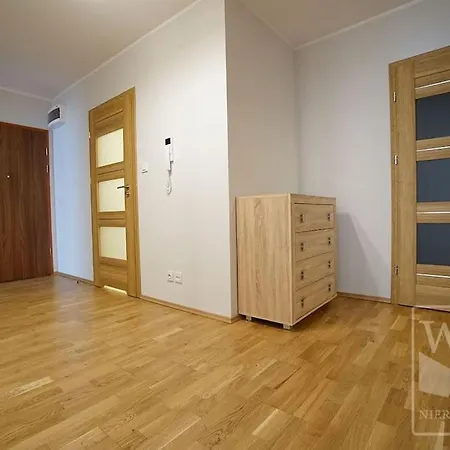 Big - Old Town - 3 - Private Parking Apartment *